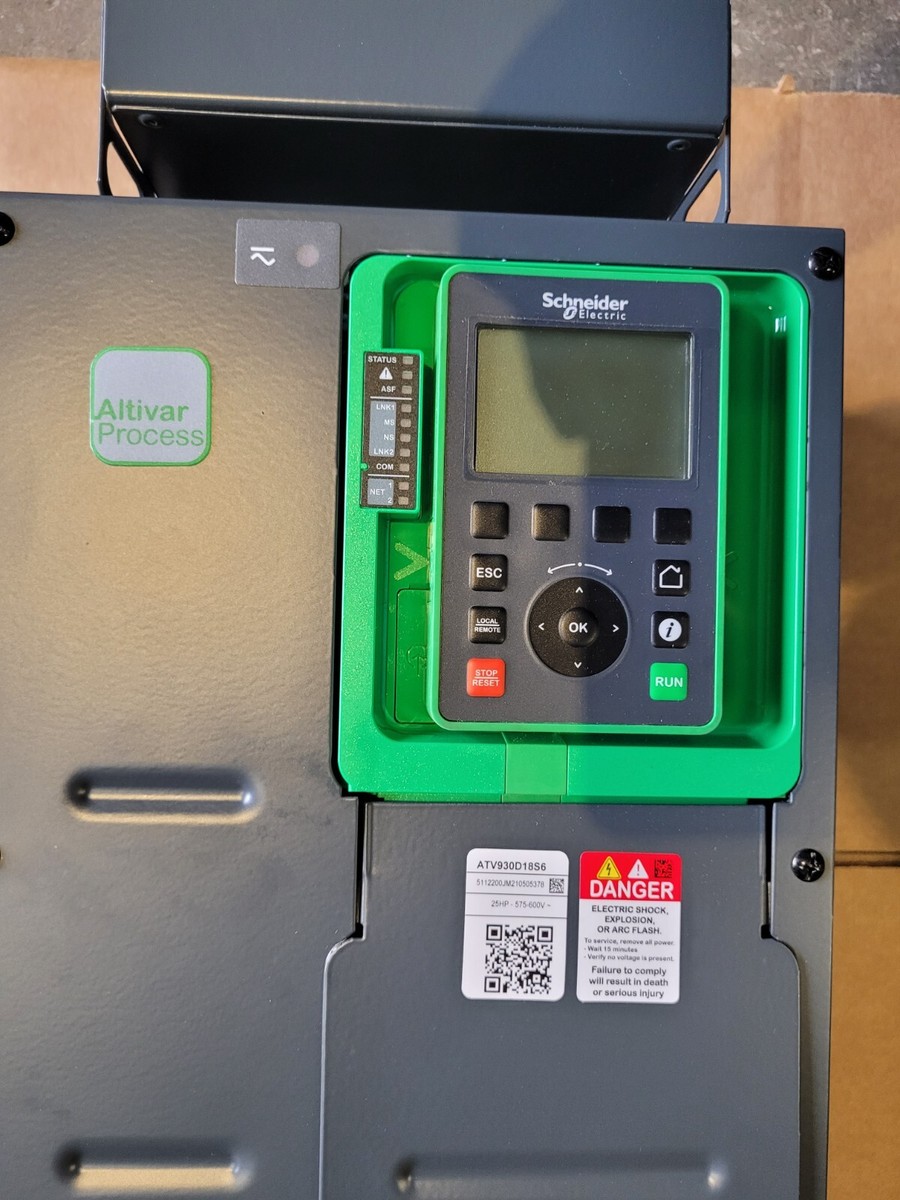 Schneider Electric — ATV930U07N4
